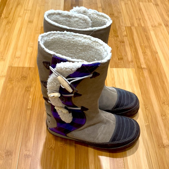 Fun winter boots!  Sorel - Picture 4 of 6